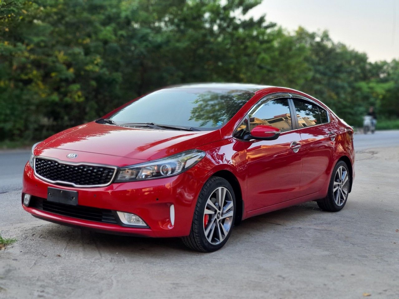 Kia Cerato 2017 - Màu đỏ, biển Hà Nội