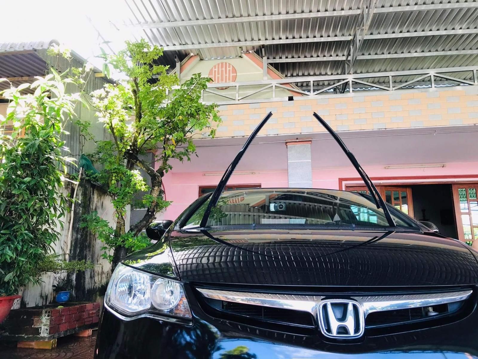 Honda Civic 2009 - Màu đen, số sàn