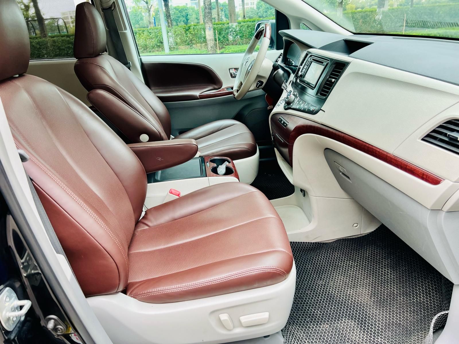 Toyota Sienna 2013 - Xe nhập Mỹ, đăng ký 2014, chạy 6,9 vạn siêu mới