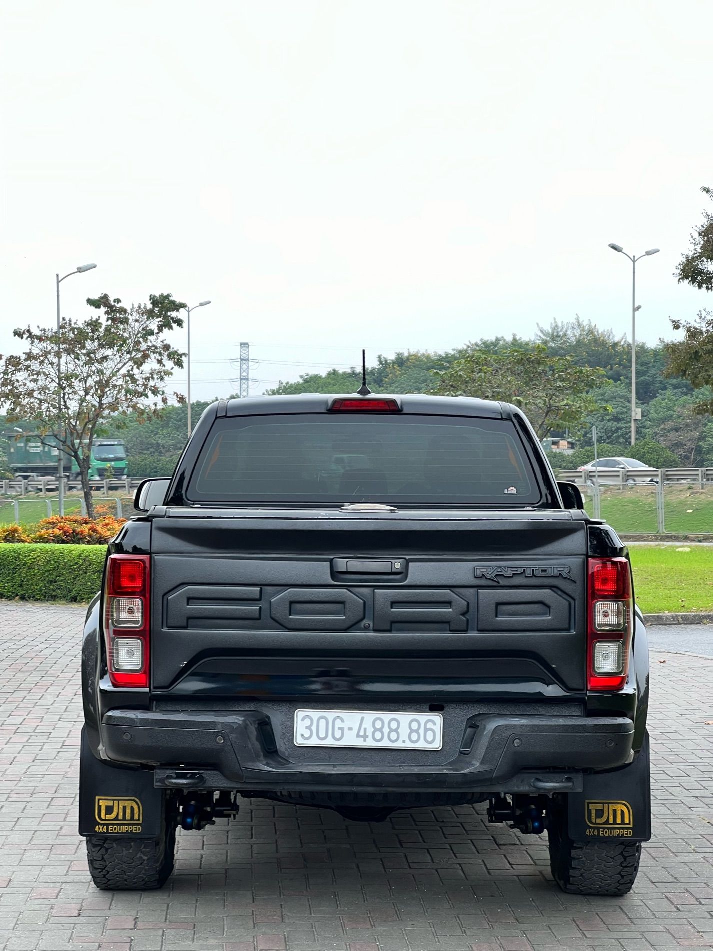 Ford Ranger Raptor 2018 - Đăng ký 2018 mới 95%  