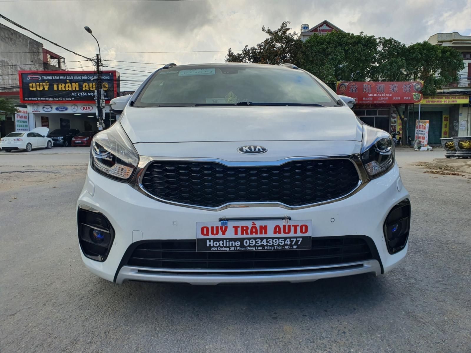 Kia Rondo 2018 - Đăng ký lần đầu 2018 xe gia đình giá tốt 566tr