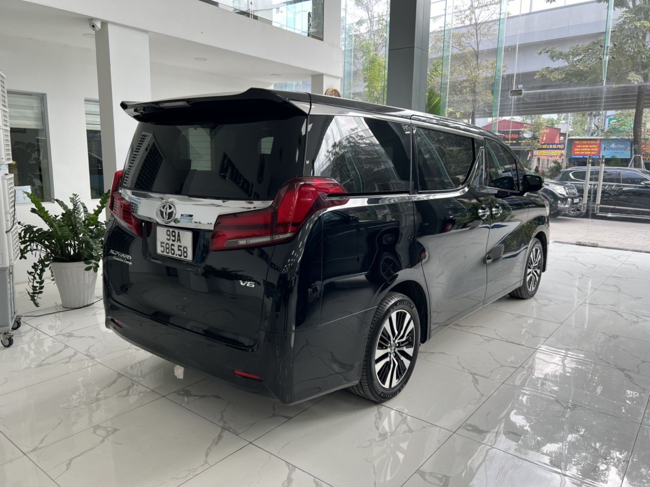 Toyota Alphard 2018 - Xe đẹp xuất sắc, sơn zin cả xe