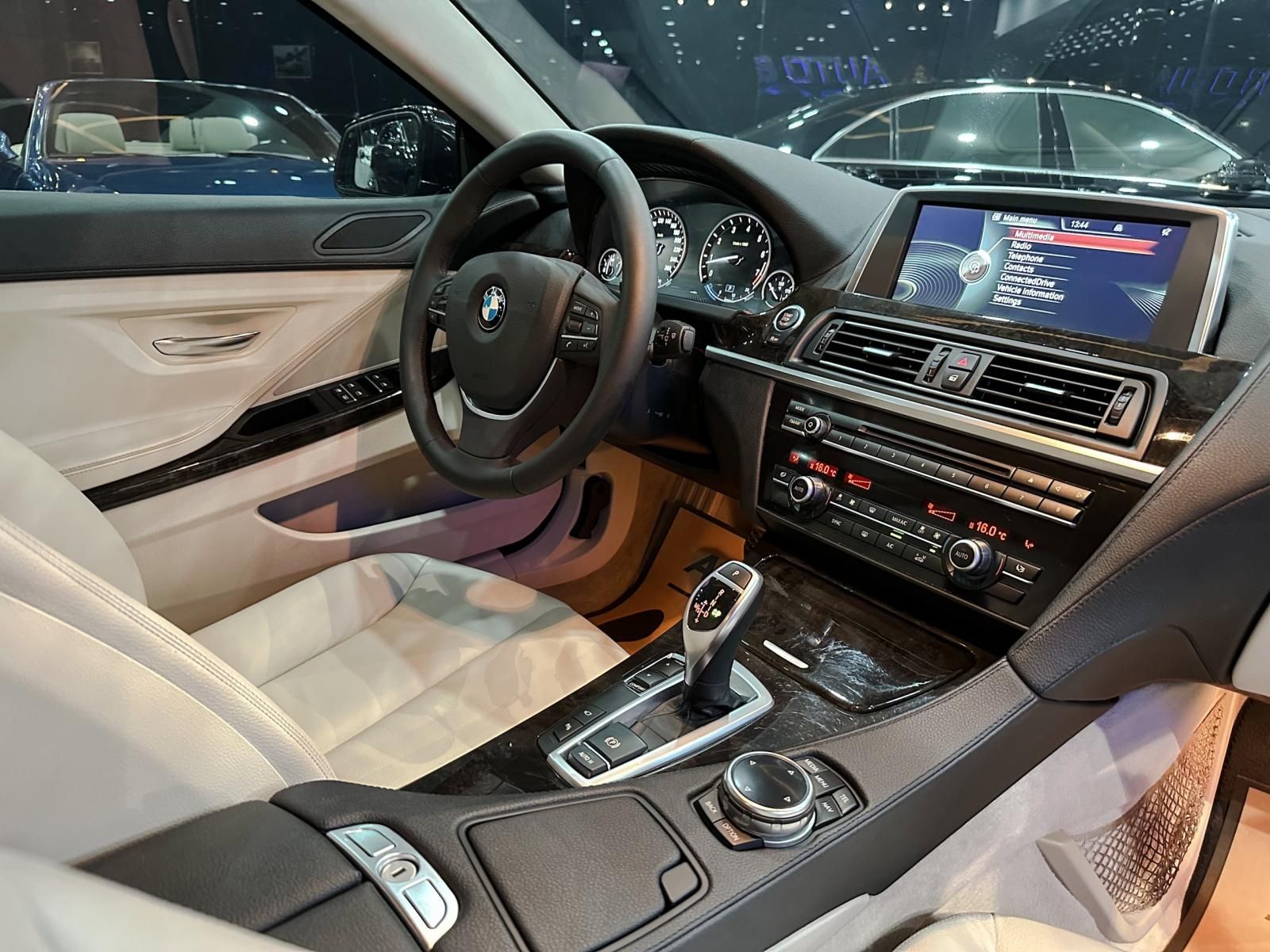 BMW 640i 2015 - Màu nâu cafe