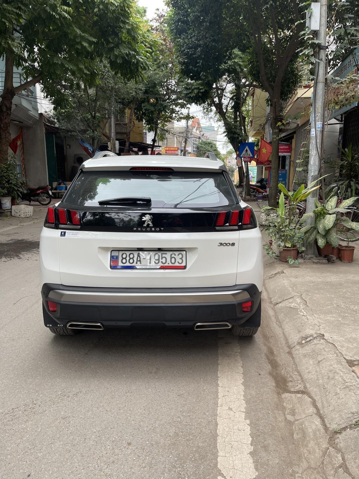 Peugeot 3008 2018 - Giá hữu nghị