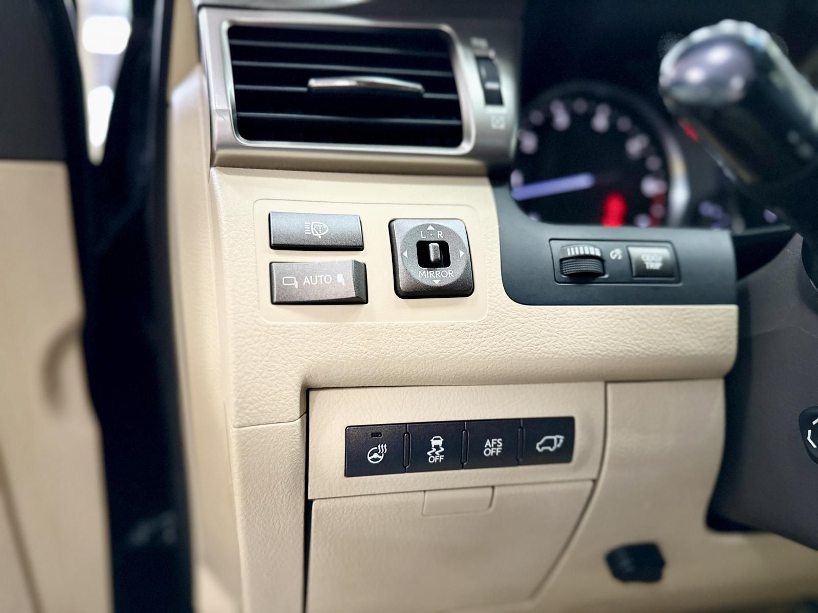 Lexus LX 570 2013 - Full option giá cực tốt