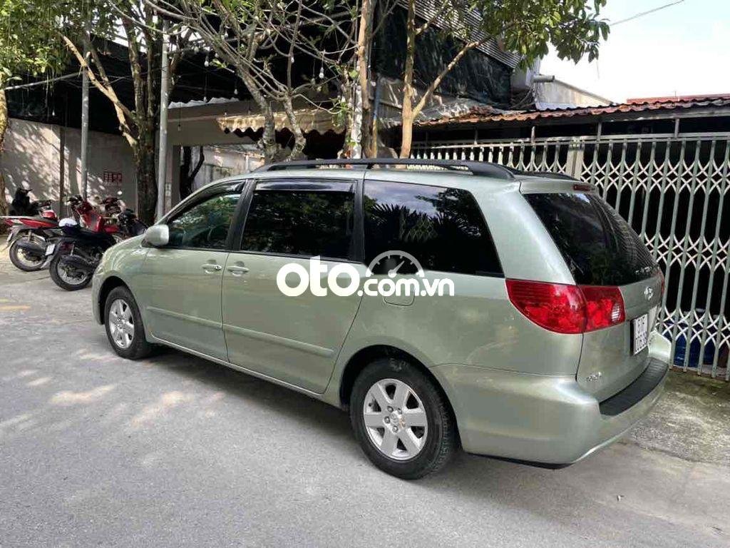 Toyota Sienna Sieana bán tại nhà giá 6xx ở đâu ra 2009 - Sieana bán tại nhà giá 6xx ở đâu ra