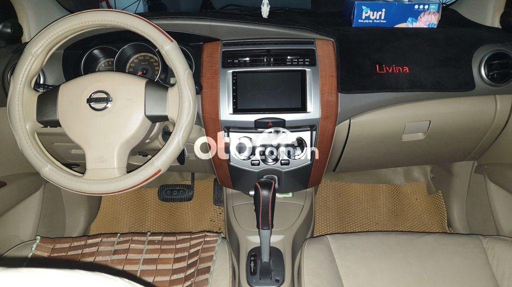 Nissan Grand livina Xe   7 chỗ số tự động 2010 - Xe Nissan Grand Livina 7 chỗ số tự động