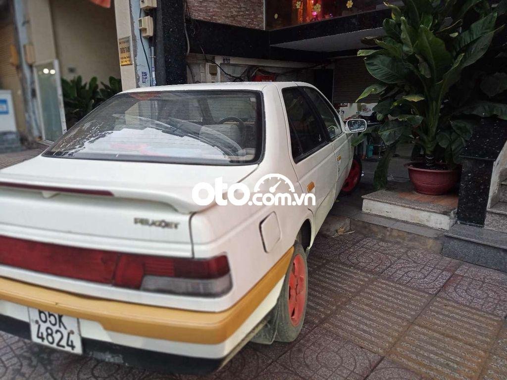 Peugeot 405 1990 - Màu trắng giá ưu đãi