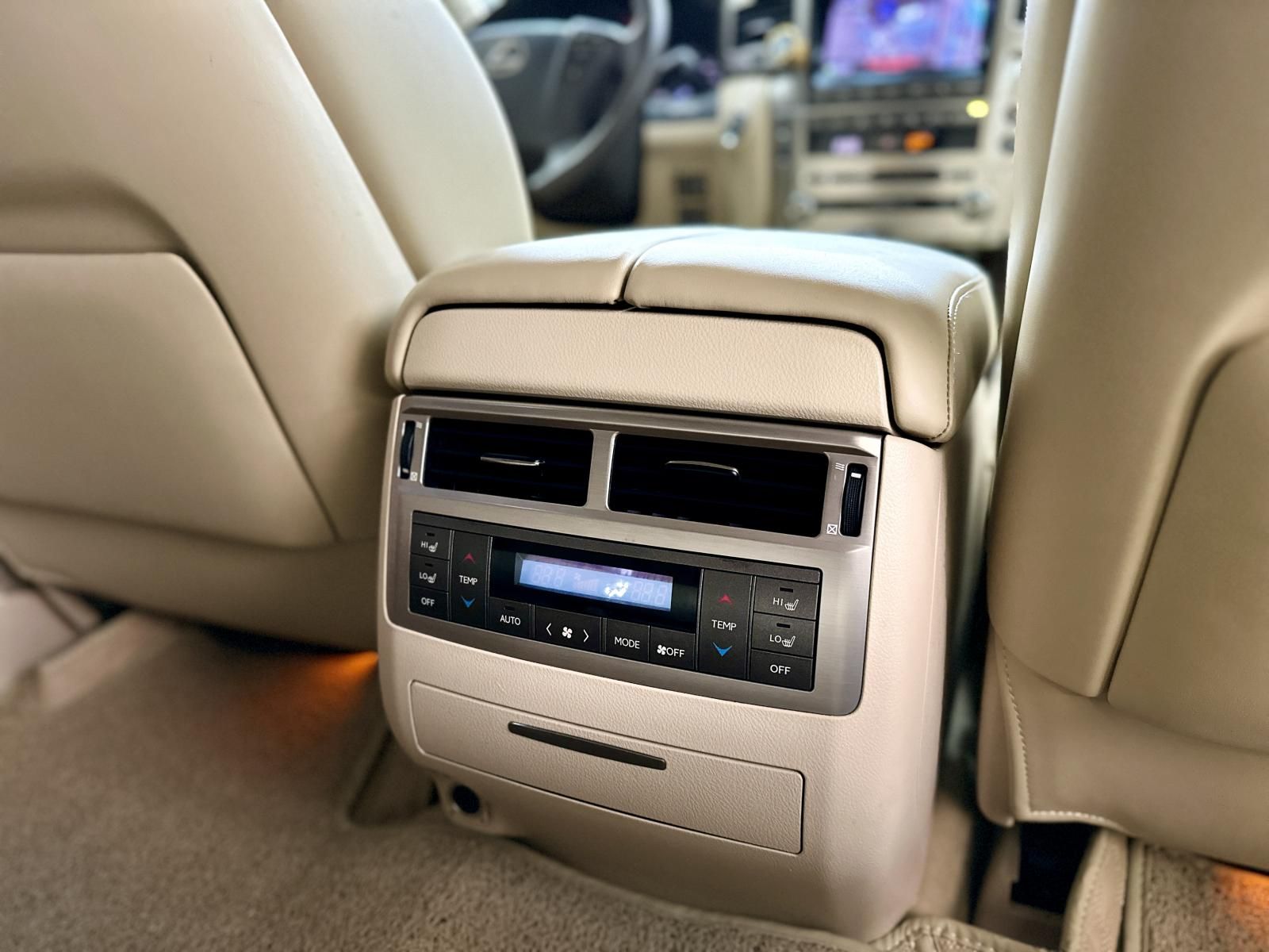 Lexus LX 570 2013 - Full option giá cực tốt