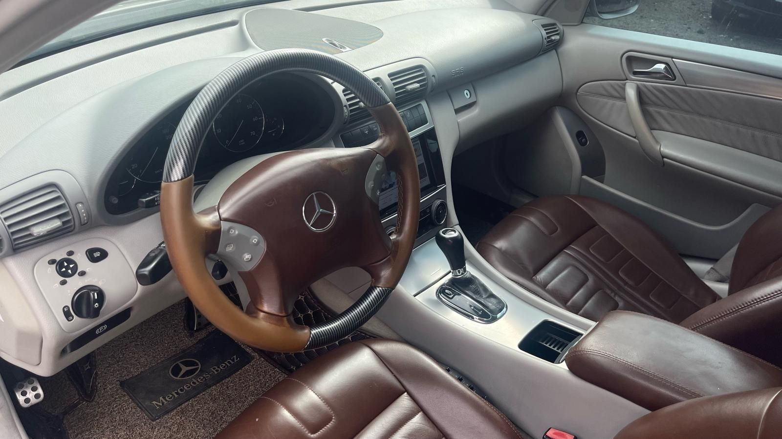 Mercedes-Benz C280 2006 - Bán xe nhập giá tốt 195tr