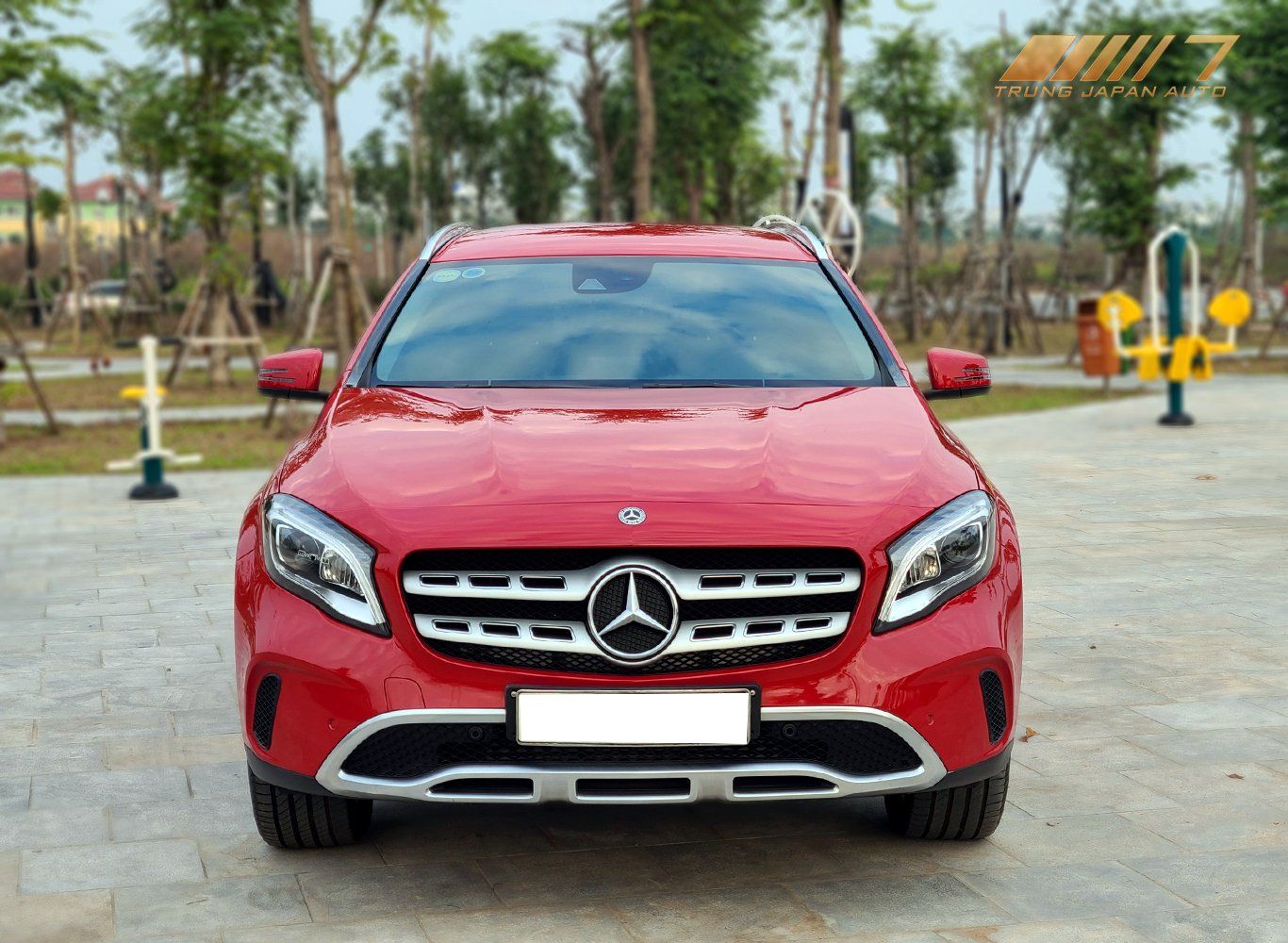 Mercedes-Benz GLA 200 2019 - Màu đỏ, đi 1v siêu ít