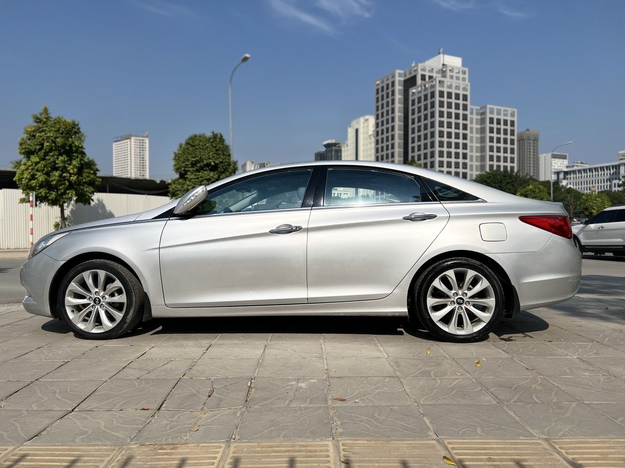 Hyundai Sonata 2010 - Giá 420tr