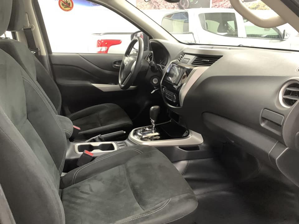 Nissan Navara 2017 - Nissan Navara 2017 số tự động tại Long An