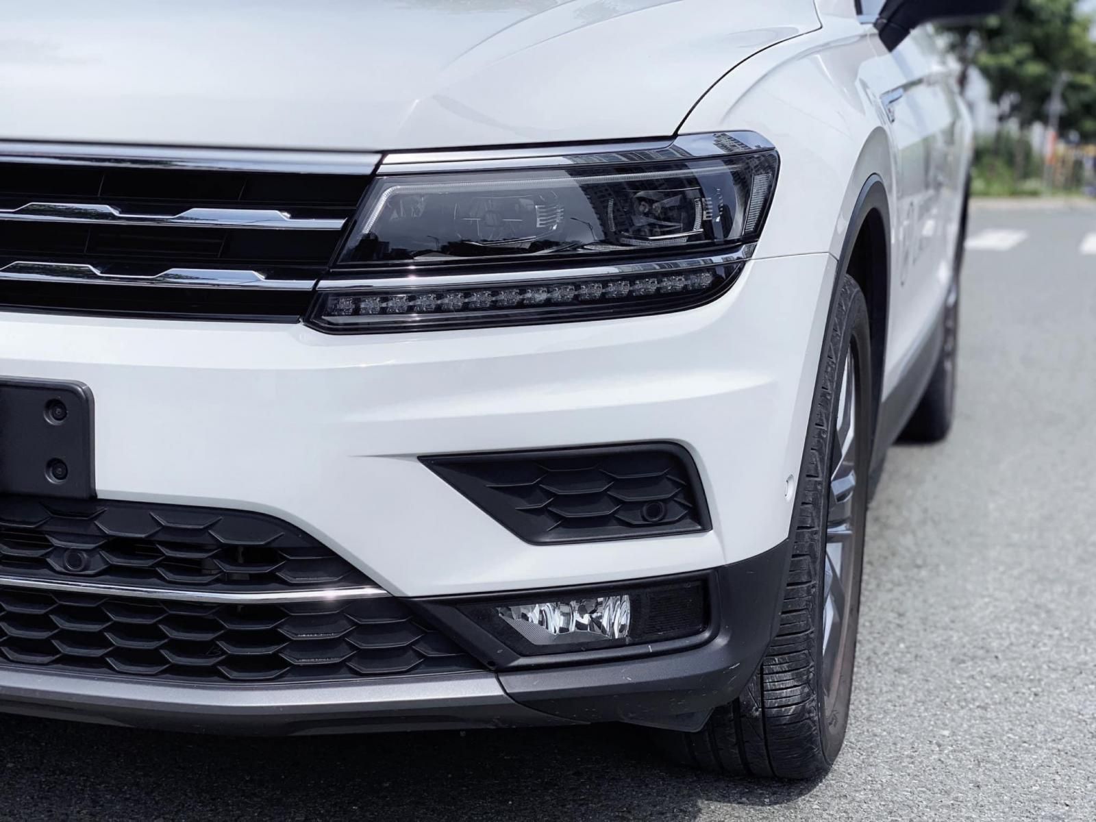 Volkswagen Tiguan Allspace 2021 - Bán xe Demo của hãng mới sử dụng 6 tháng