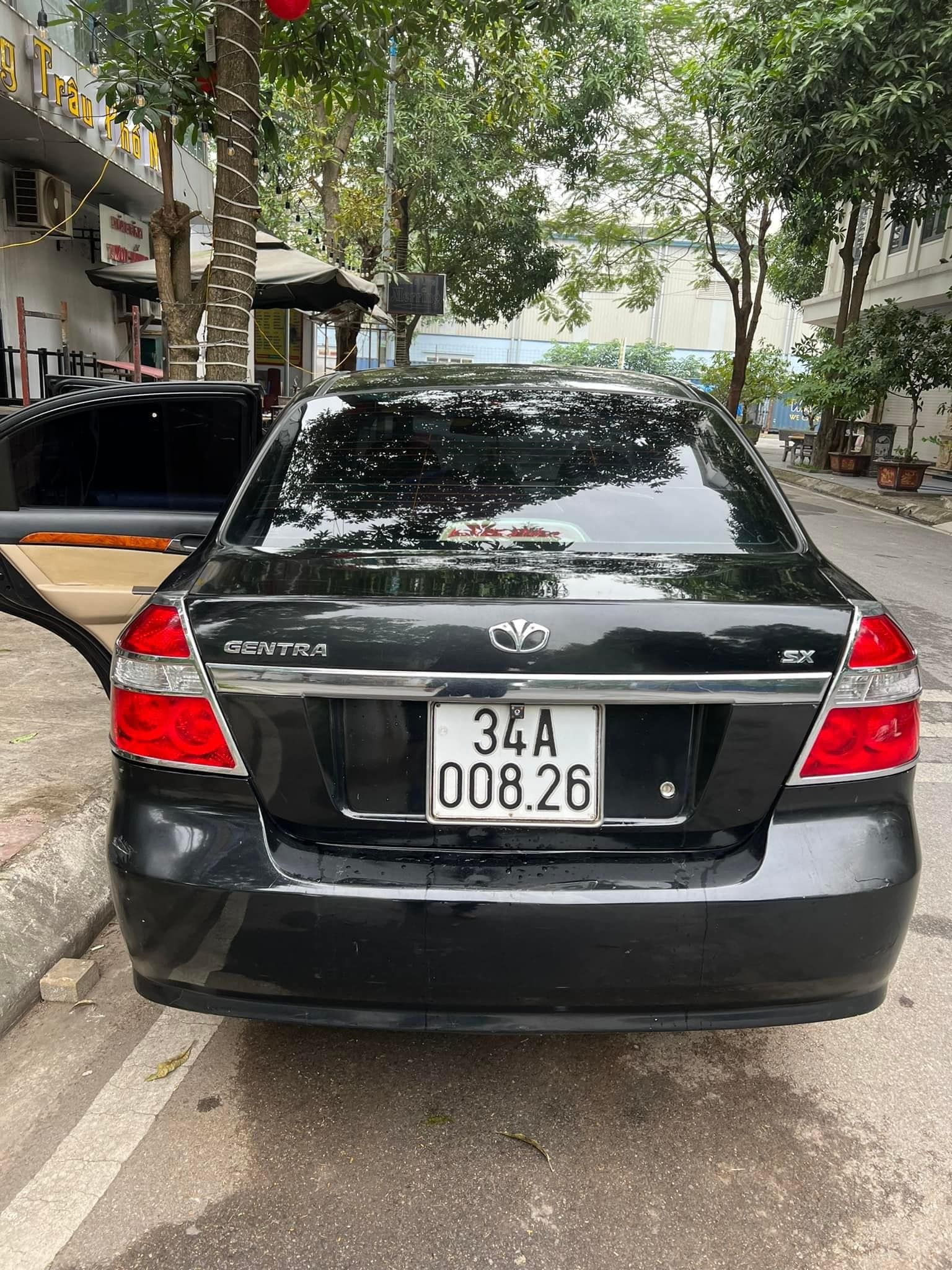 Daewoo Gentra 2009 - Màu đen, giá 115tr
