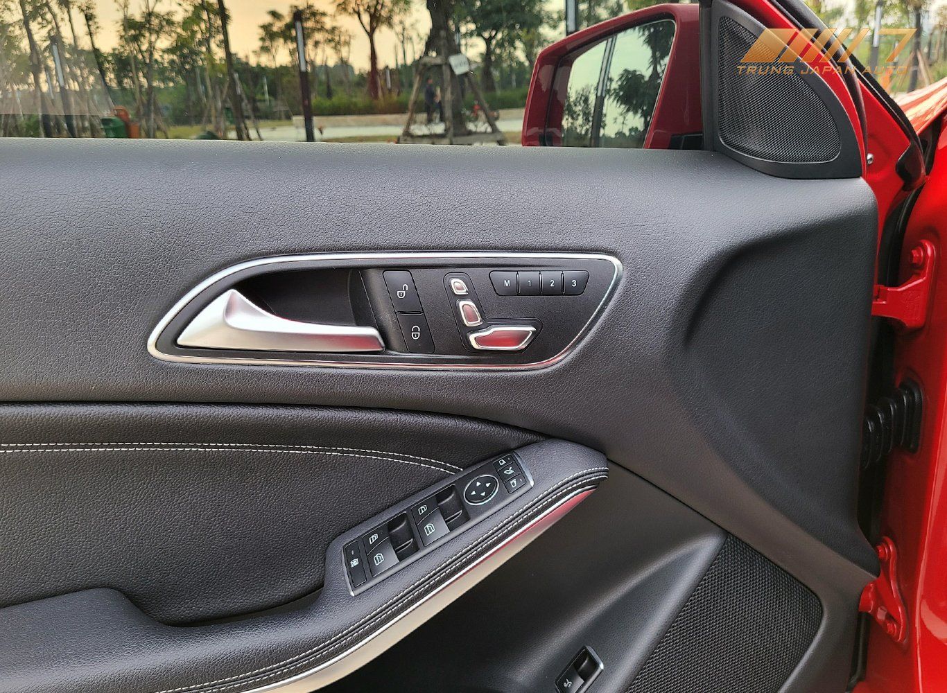 Mercedes-Benz GLA 200 2019 - Màu đỏ, đi 1v siêu ít