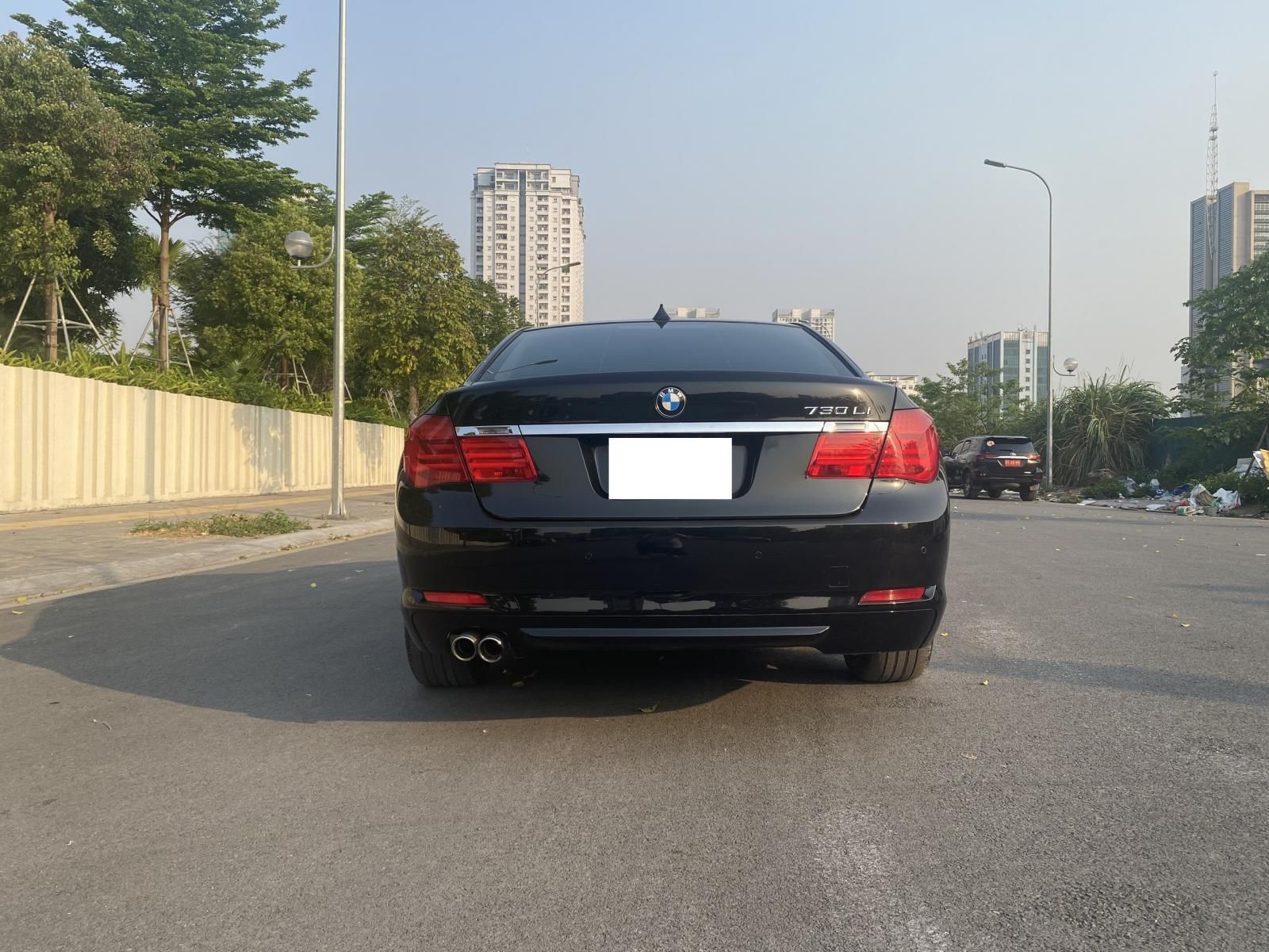 BMW 730Li 2011 - Đăng ký lần đầu 2012, màu đen