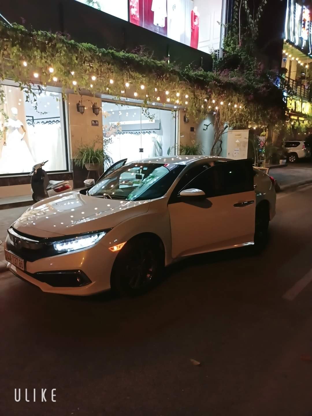 Honda Civic 2019 - Giá hữu nghị