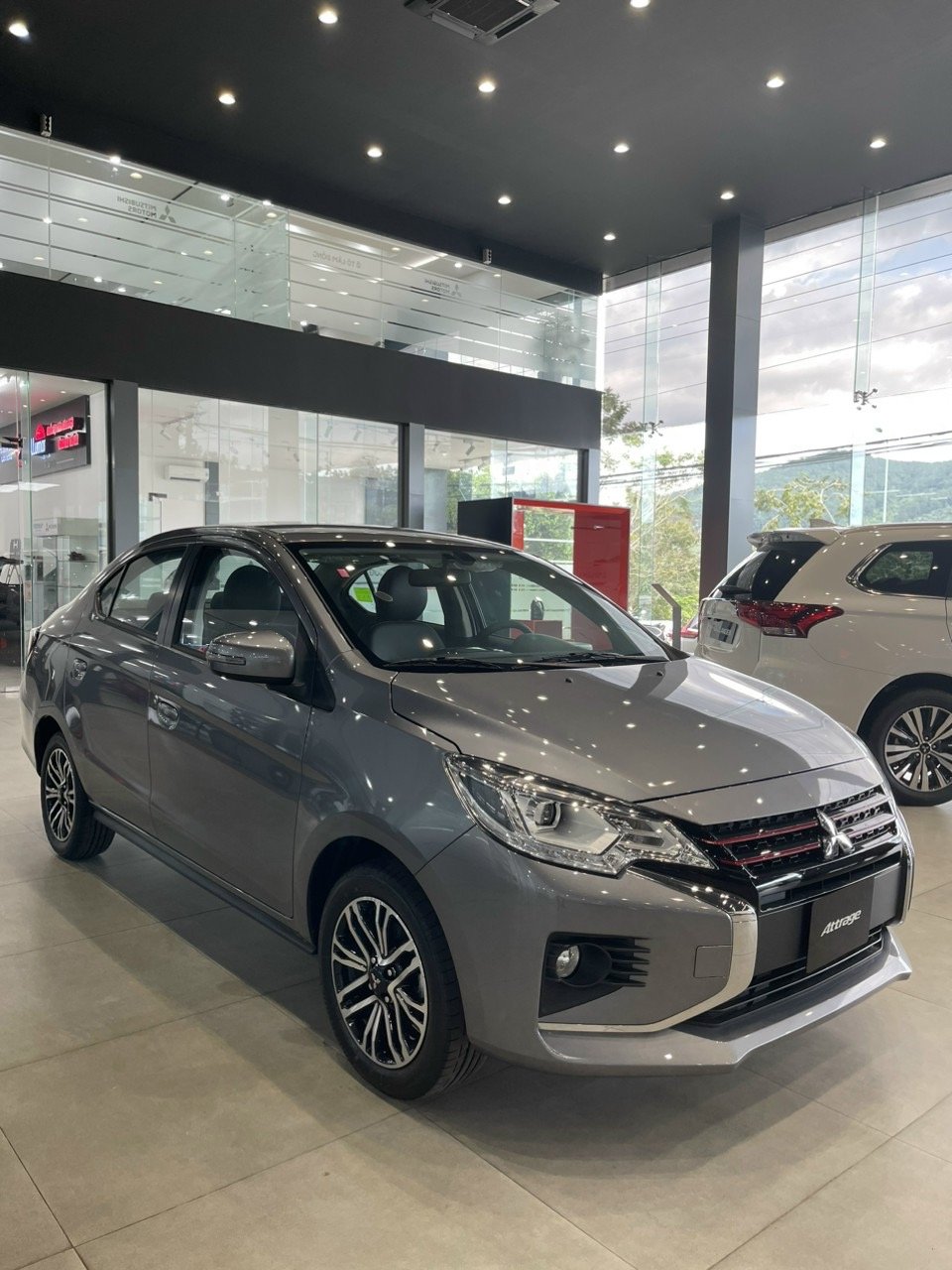 Mitsubishi Attrage 2022 - Giá rẻ nhất trong năm