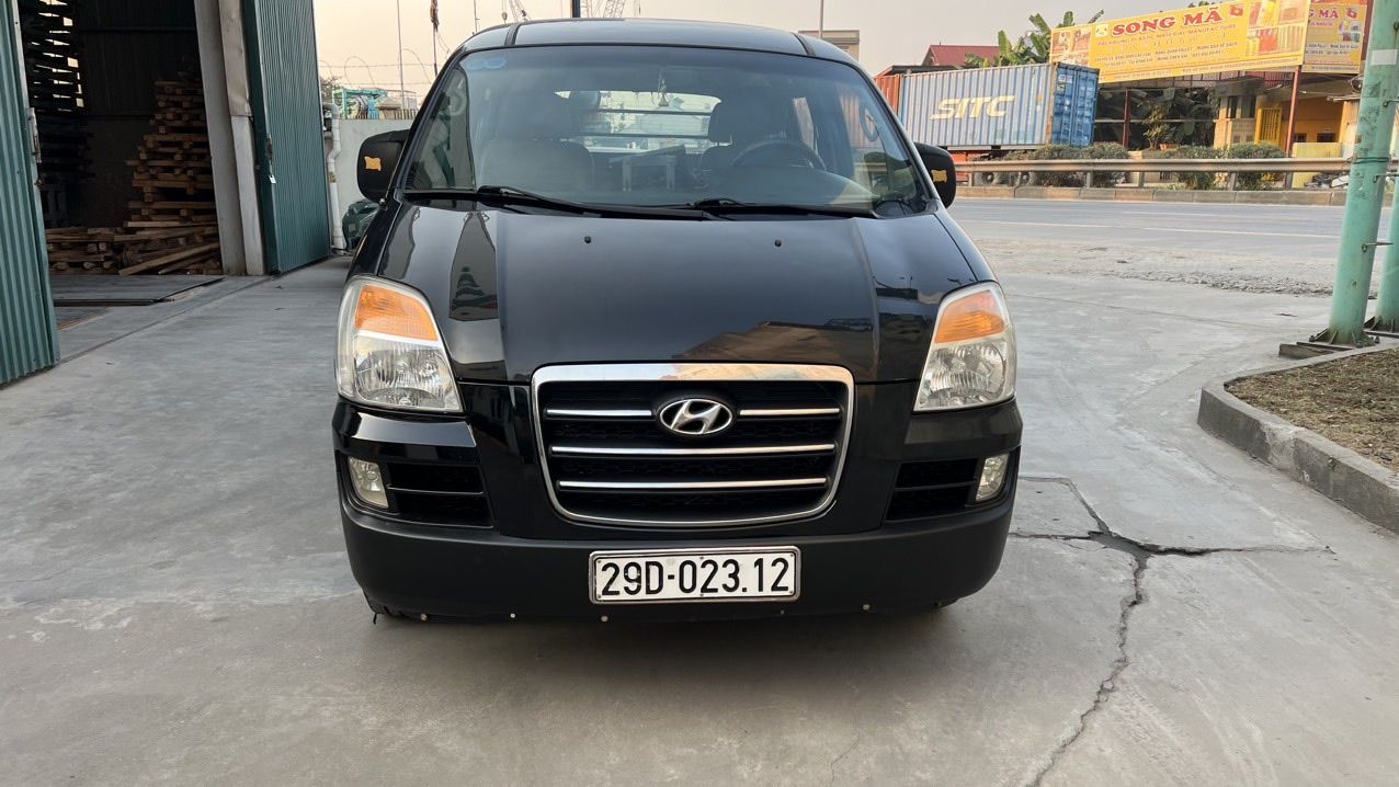 Hyundai Starex 2006 - Đăng ký lần đầu 2006 ít sử dụng giá tốt 166tr