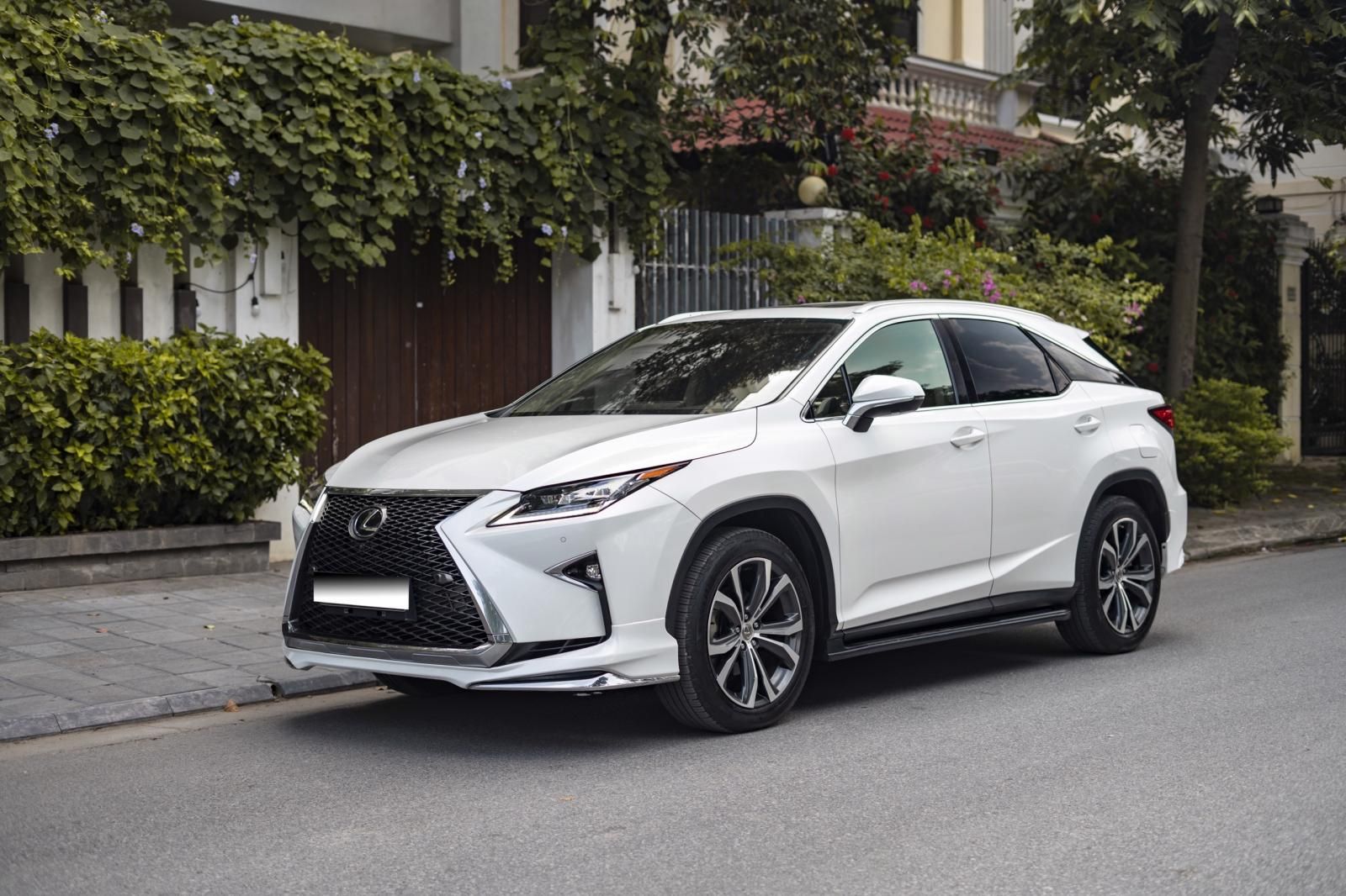 Lexus RX 350 2017 - Cần bán lại xe odo 4.6 vạn km