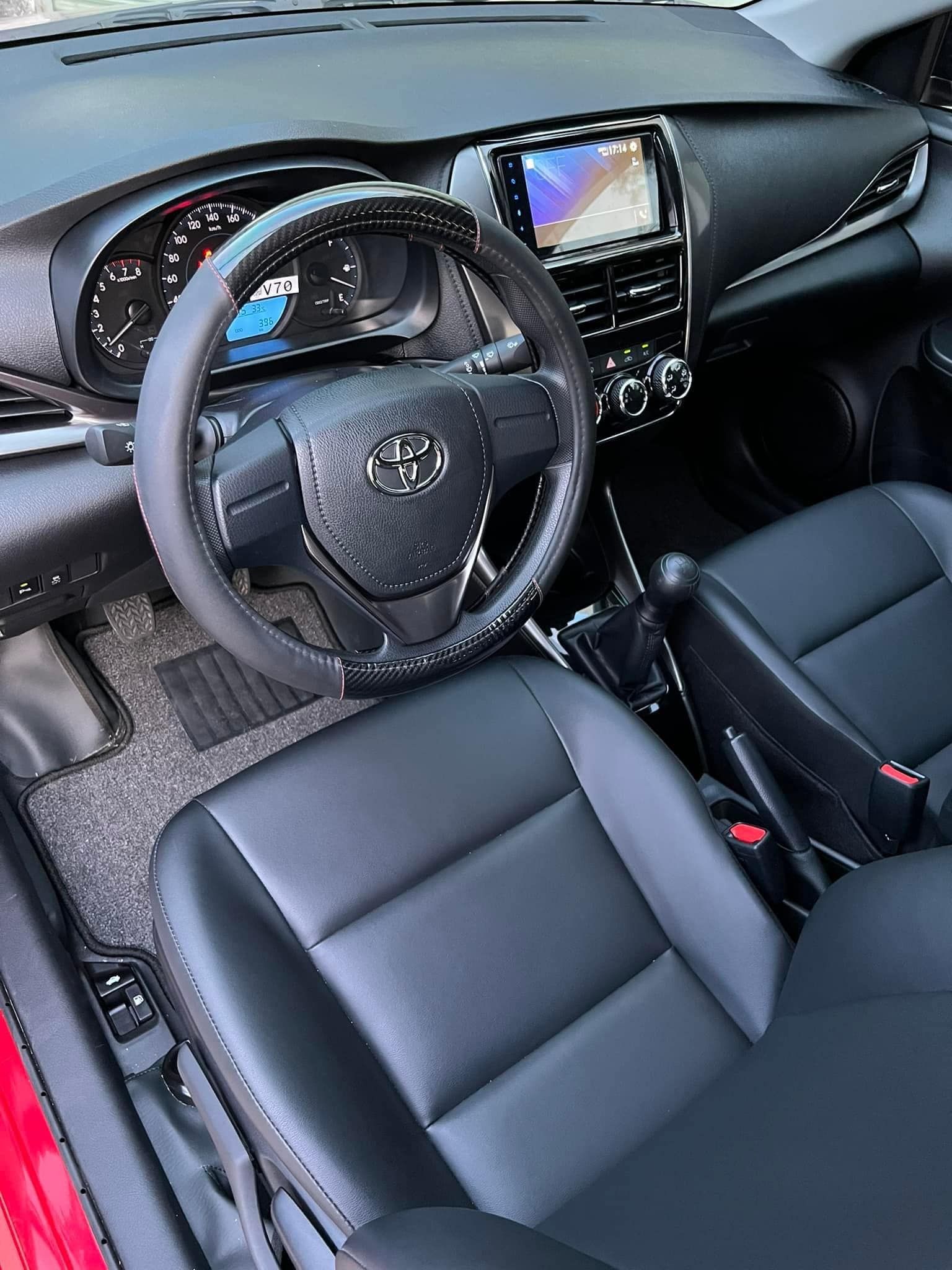 Toyota Vios 2022 - Xe màu đỏ số sàn, giá 460tr