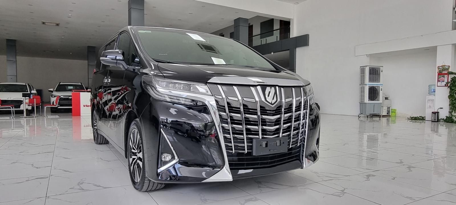 Toyota Alphard 2018 - Đăng ký cá nhân