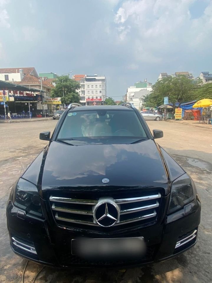 Mercedes-Benz GLK 300 2010 - Màu đen, nhập khẩu, giá 490tr