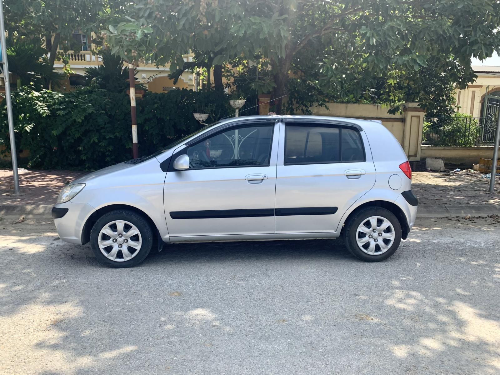 Hyundai Getz 2009 - Xe màu bạc