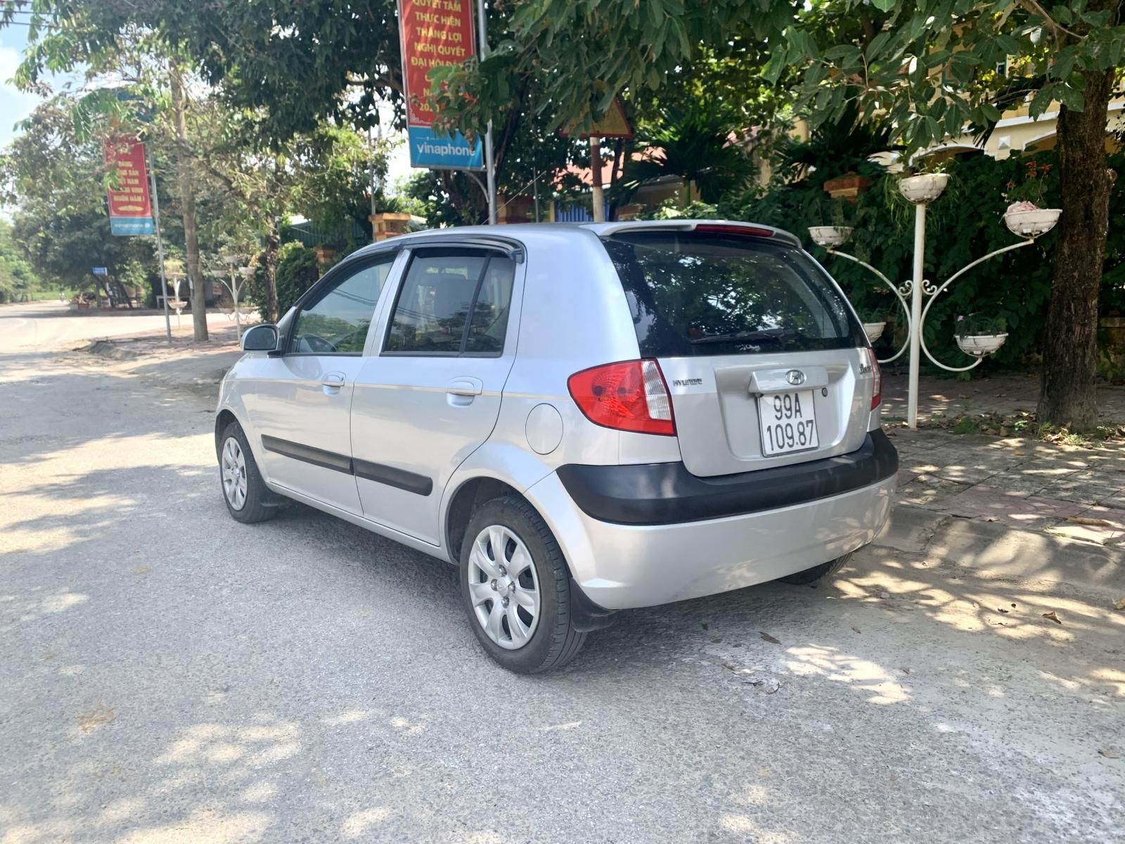 Hyundai Getz 2009 - Xe màu bạc