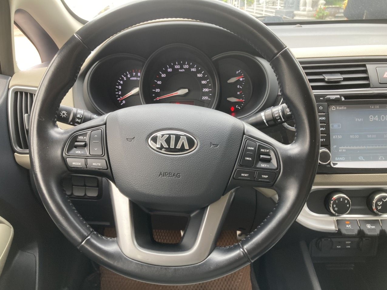 Kia Rio 2015 - Xe đẹp giá tốt, trang bị full options