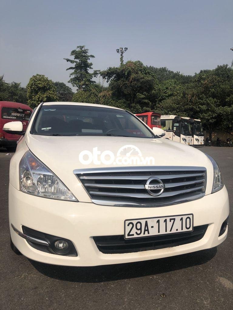 Nissan Teana  sản xuất 2010, màu trắng 2010 - TEANA sản xuất 2010, màu trắng