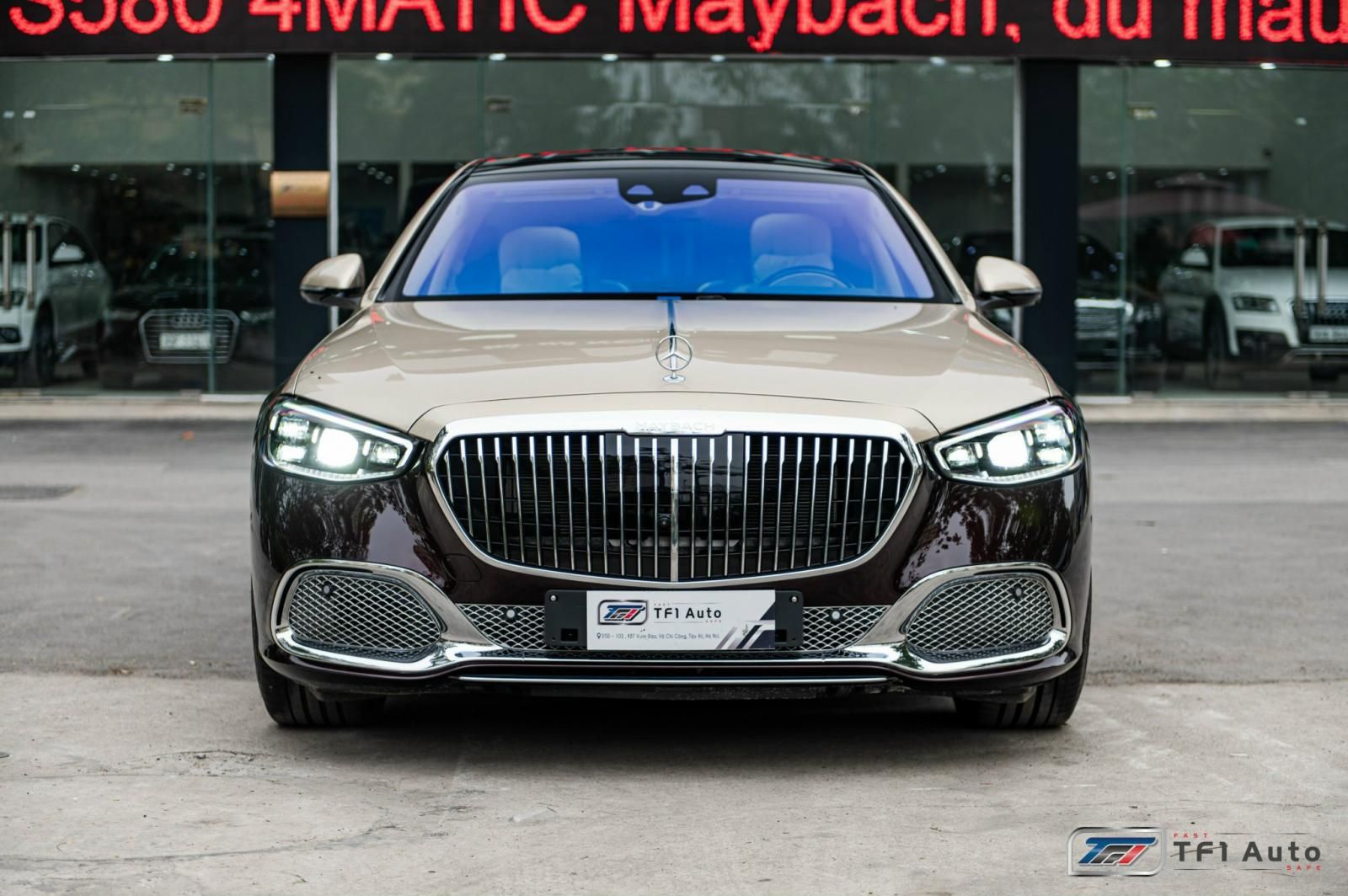 Mercedes-Maybach S 680 2022 - New 100%, ngoại thất hai màu, trang bị full options