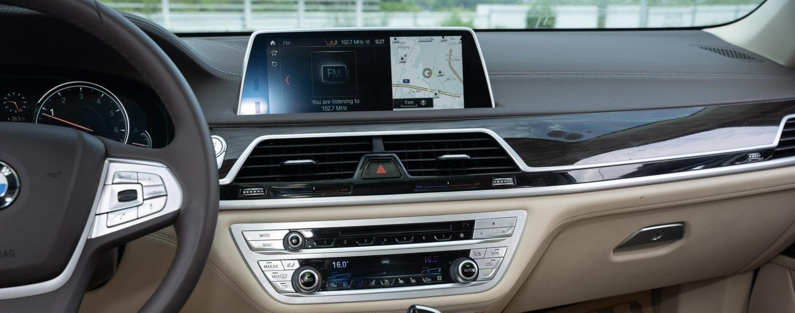 BMW 740Li 2018 - Xe màu đen, nhập khẩu