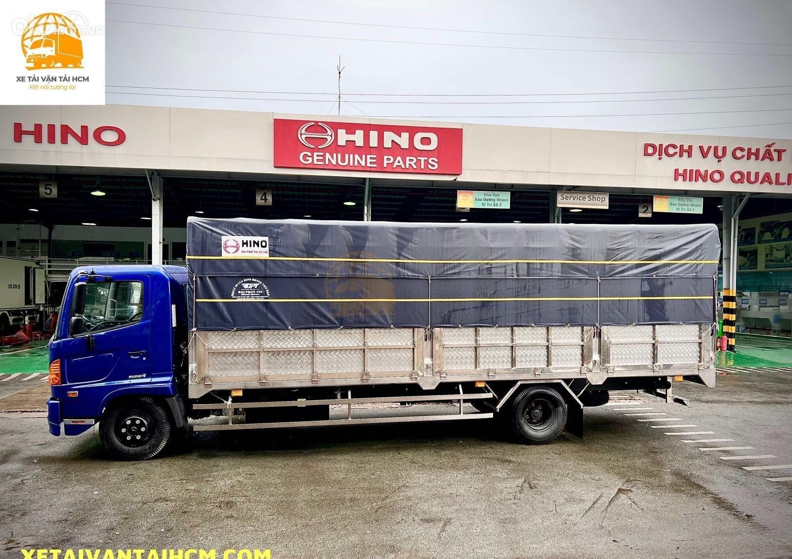 Hino 500 Series 2022 - Xe tải 6 tấn Hino thùng mui bạt