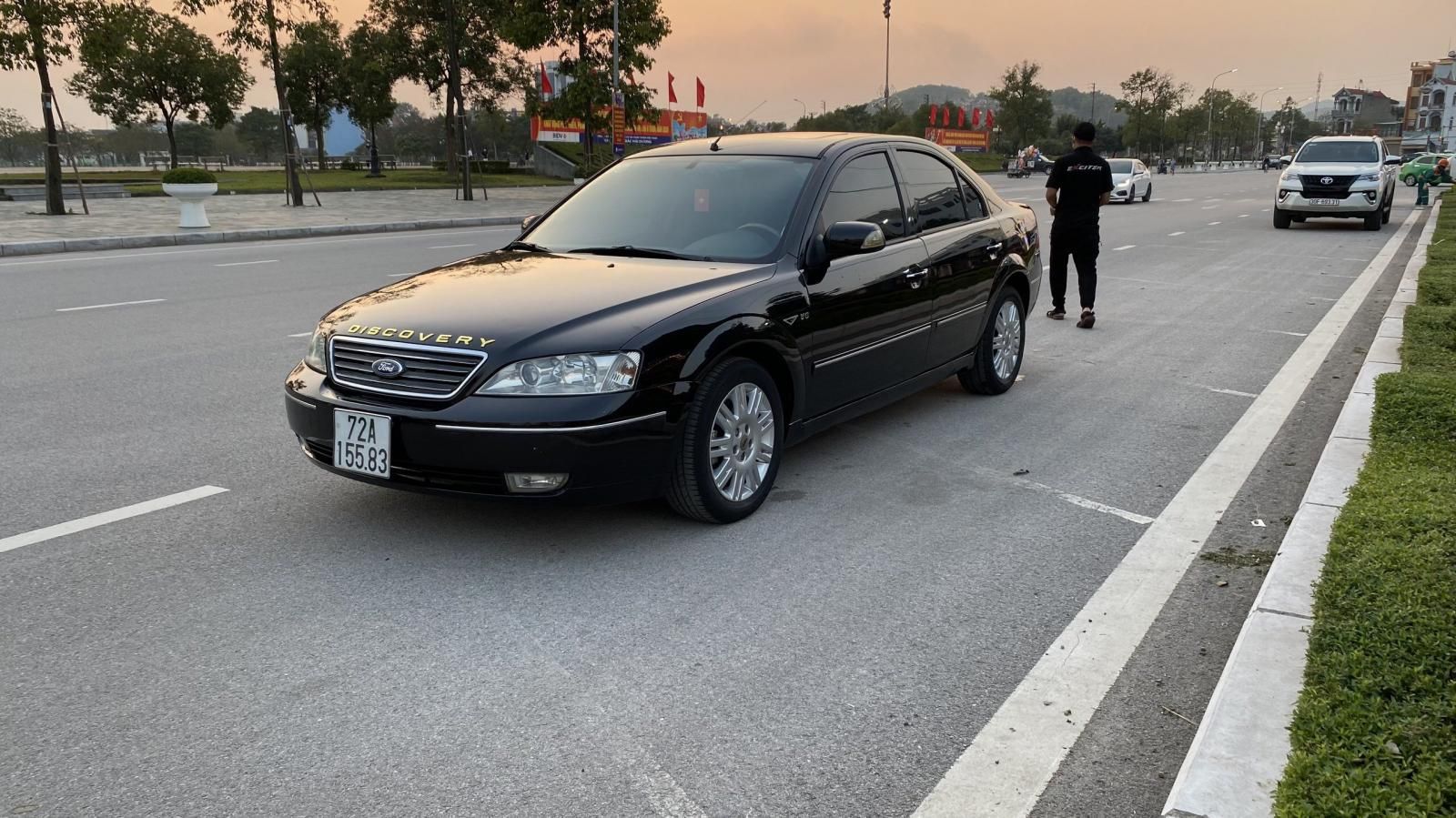 Ford Mondeo 2003 - Bán xe màu đen, xe đẹp chủ đi giữ gìn cẩn thận