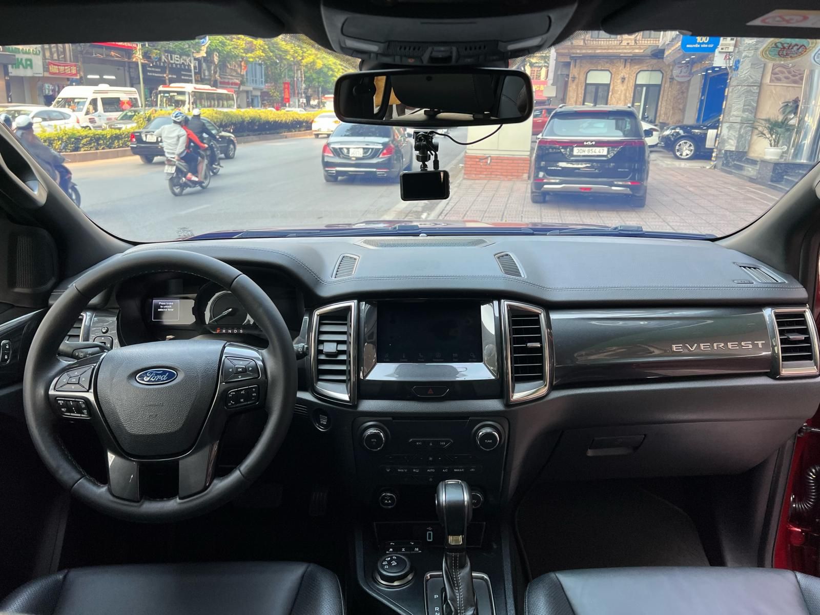 Ford Everest 2021 - Biển thành phố chính chủ