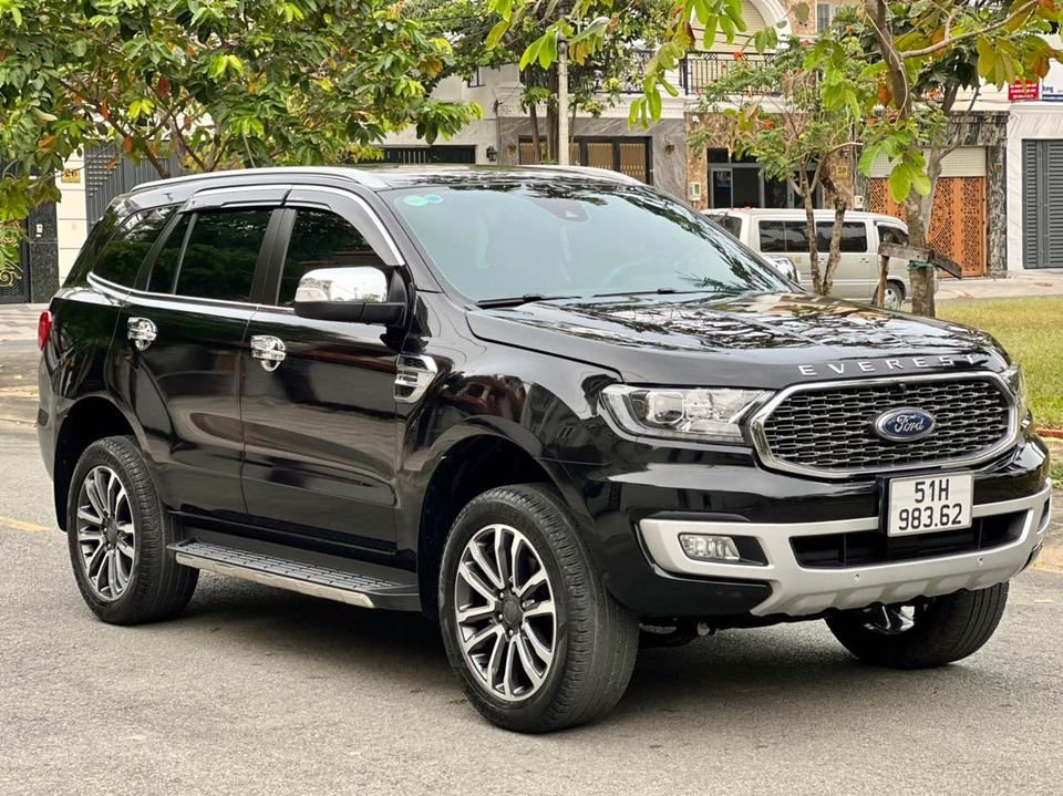 Ford Everest 2021 - Màu đen, nhập khẩu nguyên chiếc