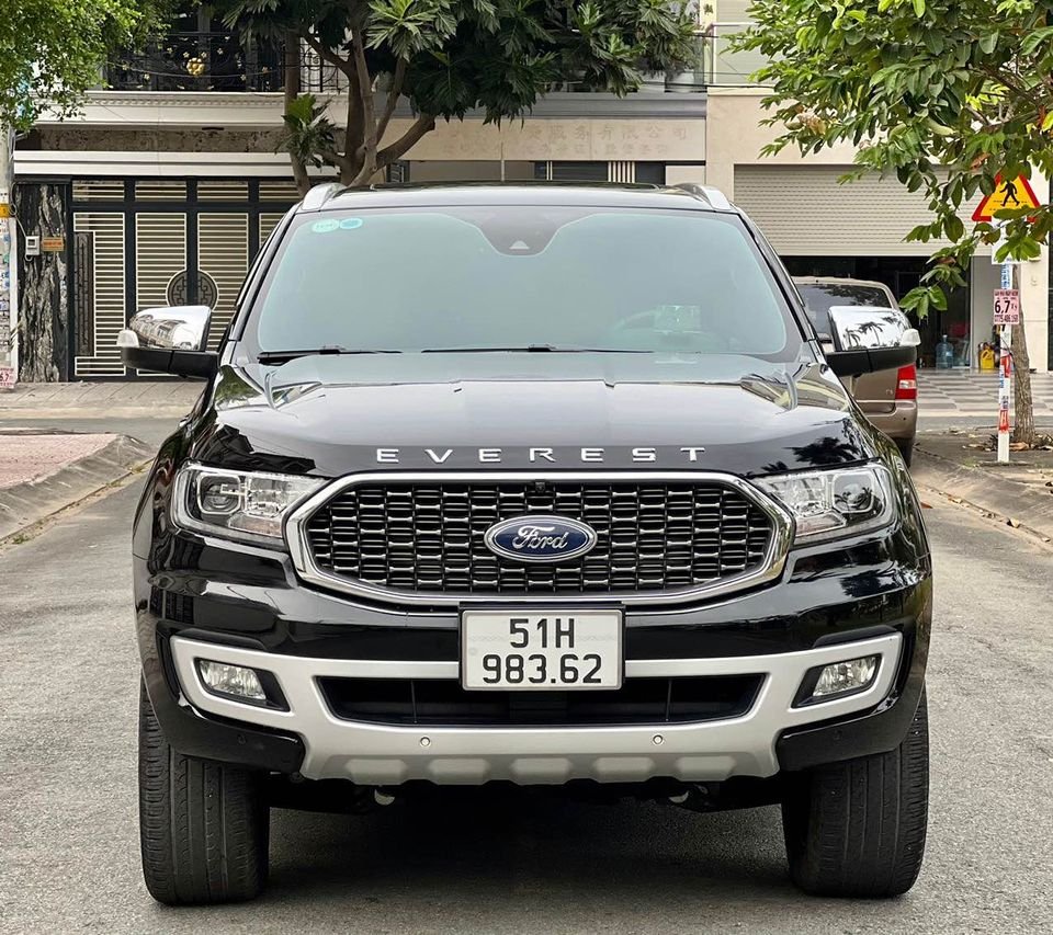 Ford Everest 2021 - Màu đen, nhập khẩu nguyên chiếc