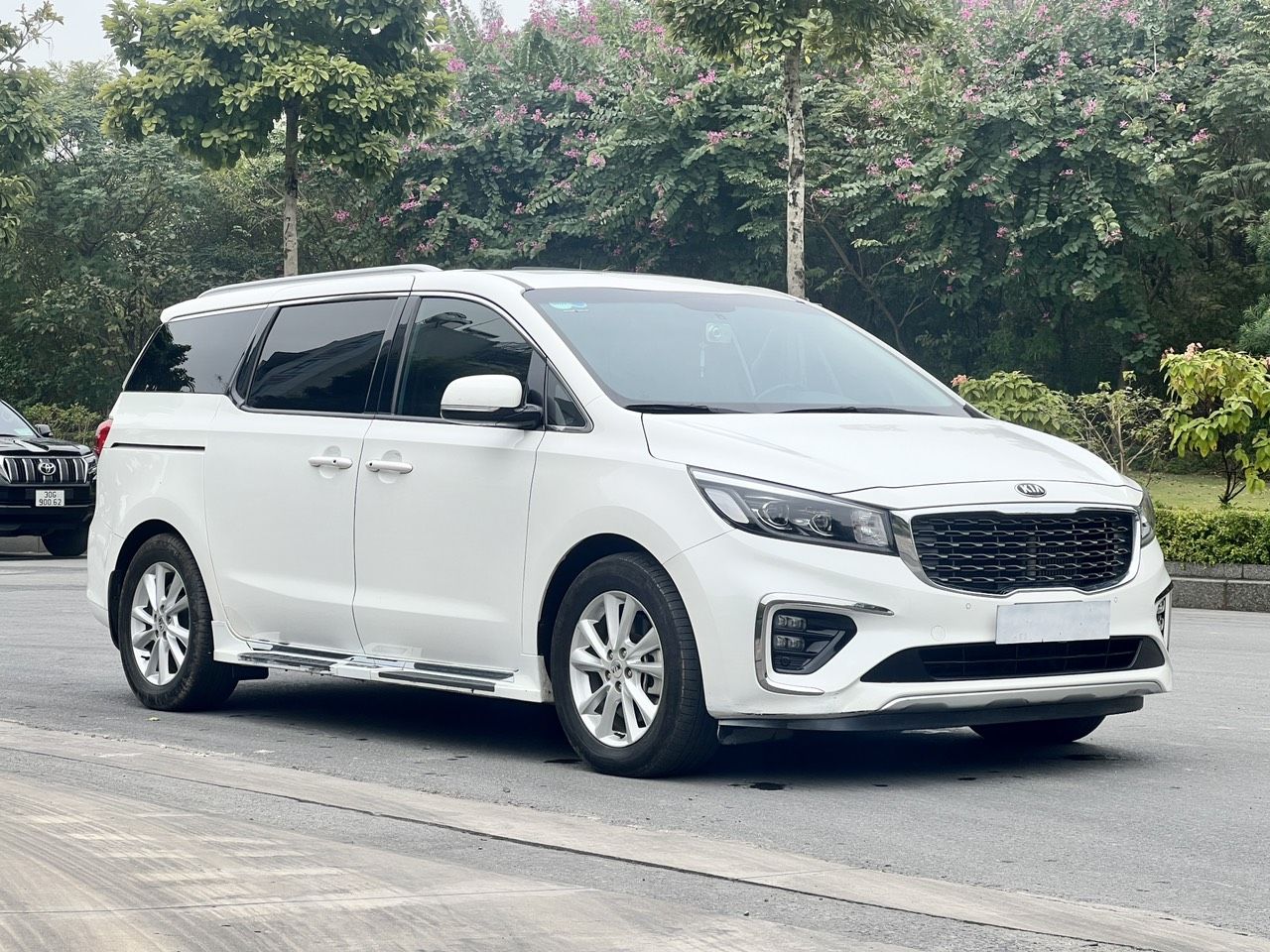 Kia Sedona 2021 - Xe đẹp, giá tốt, hỗ trợ trả góp 70%, xe trang bị full options