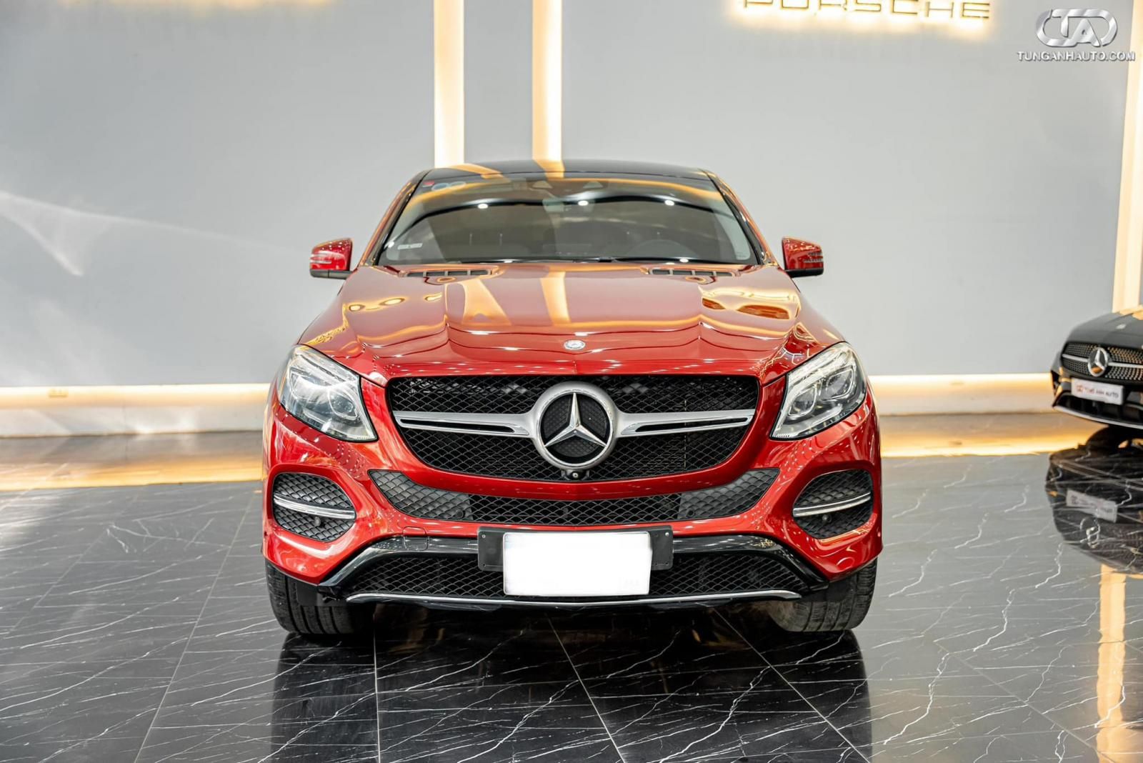 Mercedes-Benz GLE 400 2015 - Đỏ nội thất kem