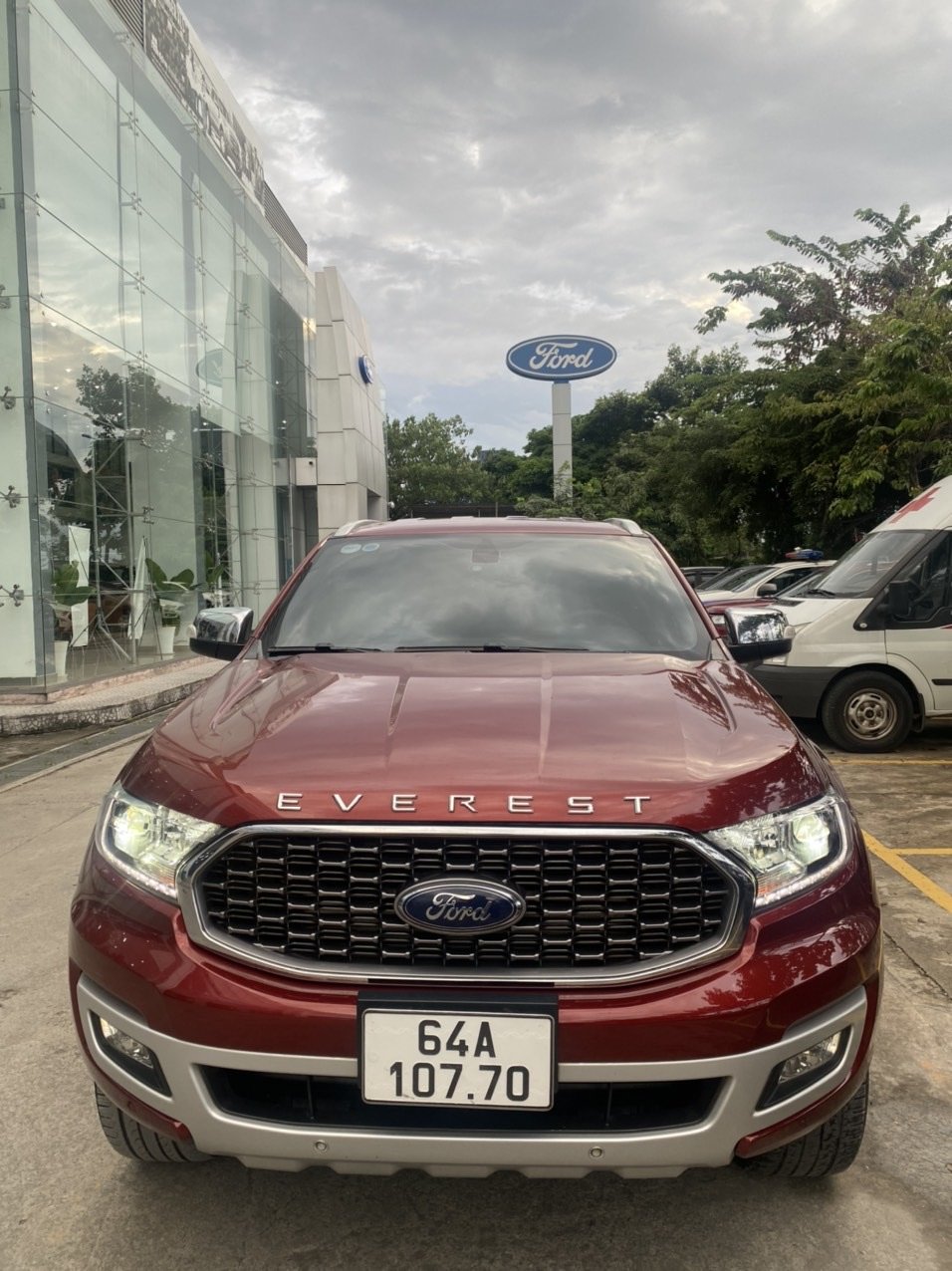 Ford Everest 2021 - Còn mới giá tốt