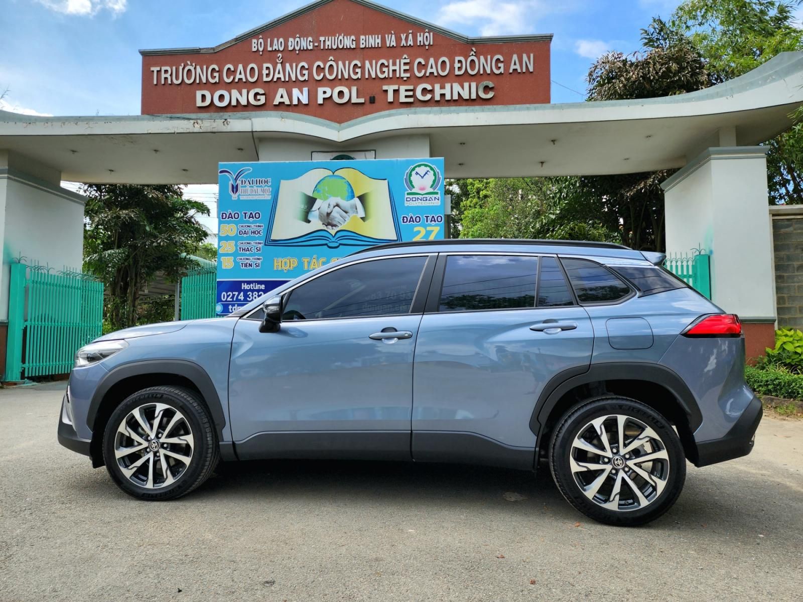 Toyota Corolla Cross 2022 - Odo 4000km siêu lướt