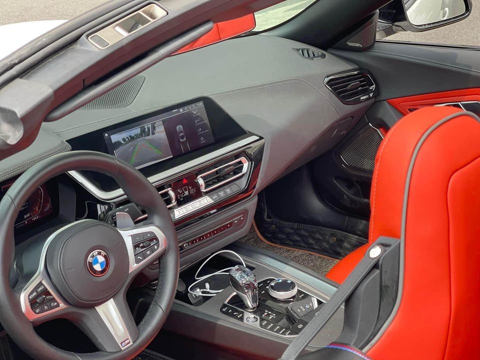 BMW Z4 2020 - Xe màu trắng