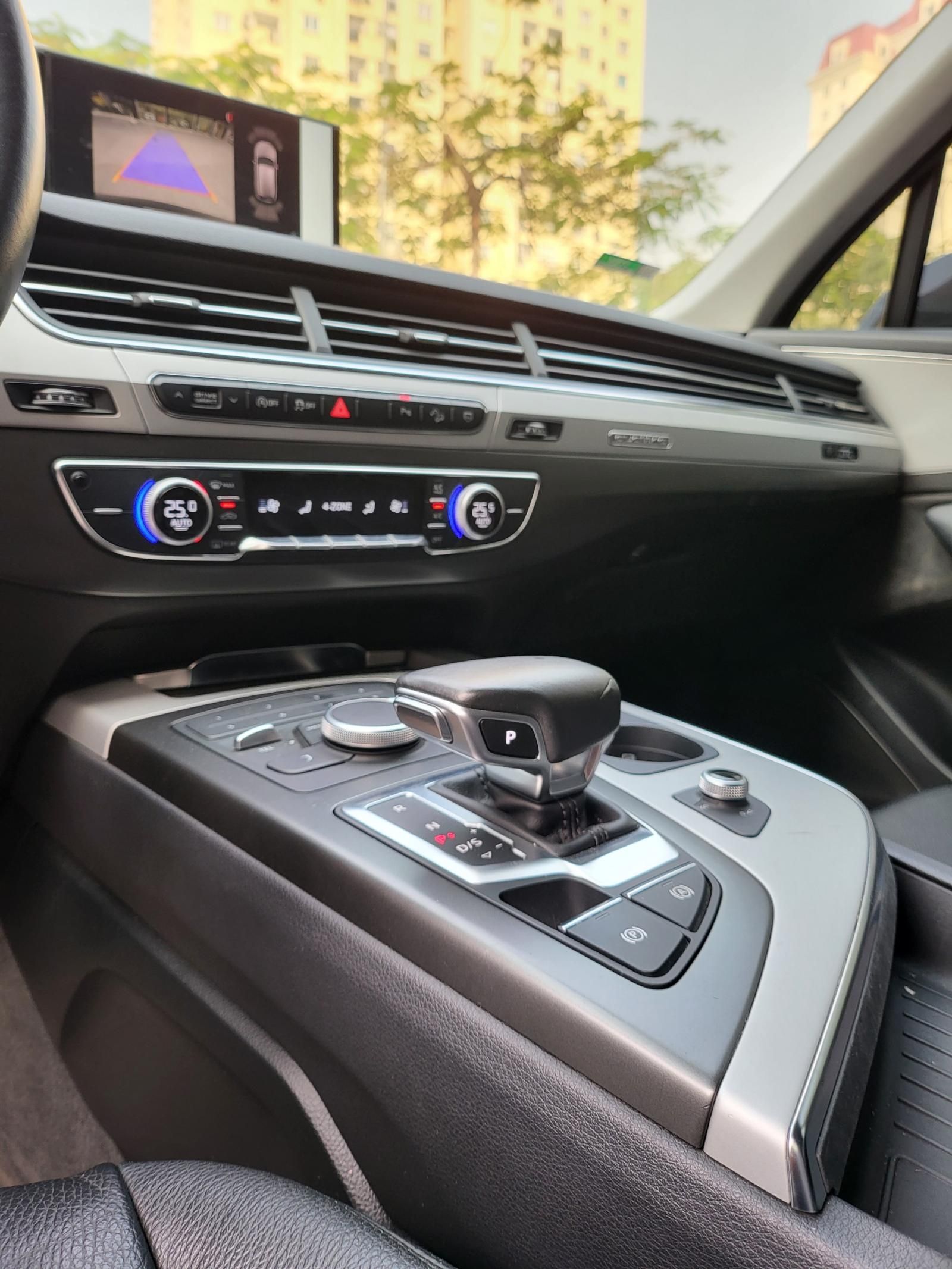 Audi Q7 2018 - Đăng ký 2019, một chủ sử dụng