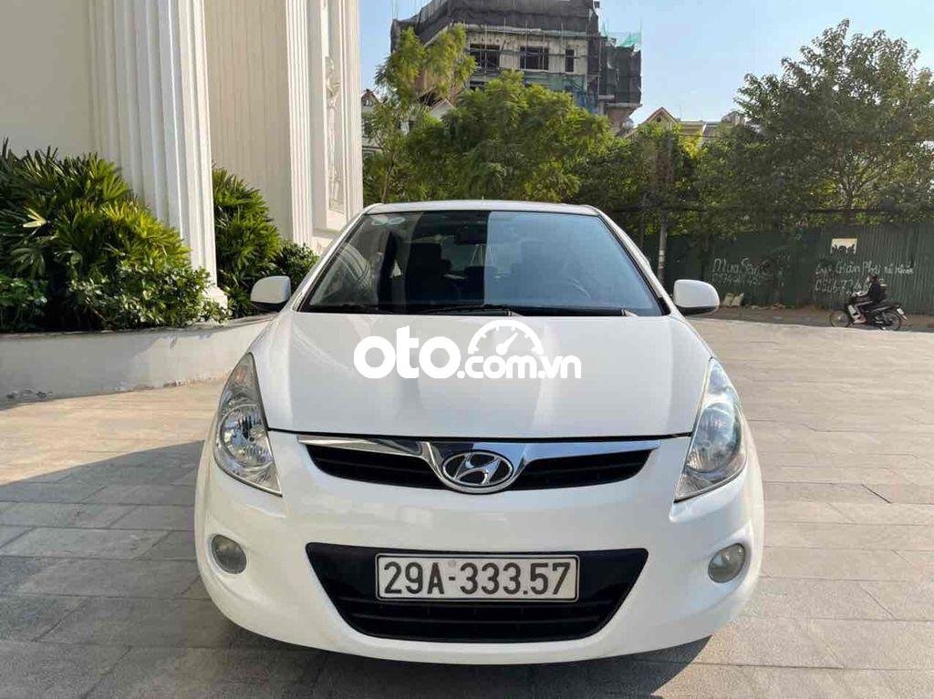 Hyundai i20 Huyndai  màu trắng đời 2011 nhập Hàn 2011 - Huyndai I20 màu trắng đời 2011 nhập Hàn