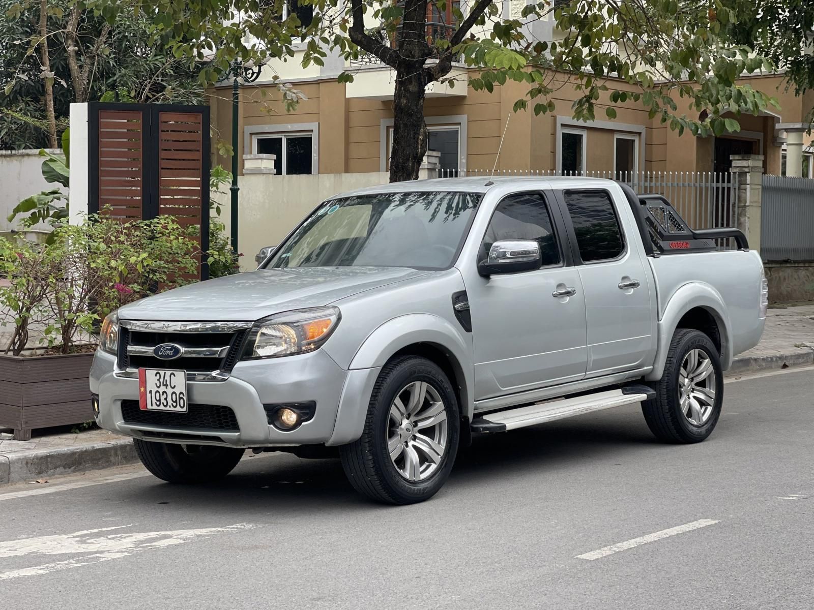 Ford Ranger 2011 - Wildtrak bản cao cấp nhất