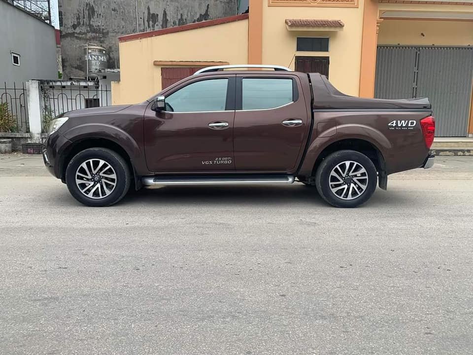 Nissan Navara 2015 - Nhập khẩu nguyên chiếc số tự động, giá chỉ 510 triệu