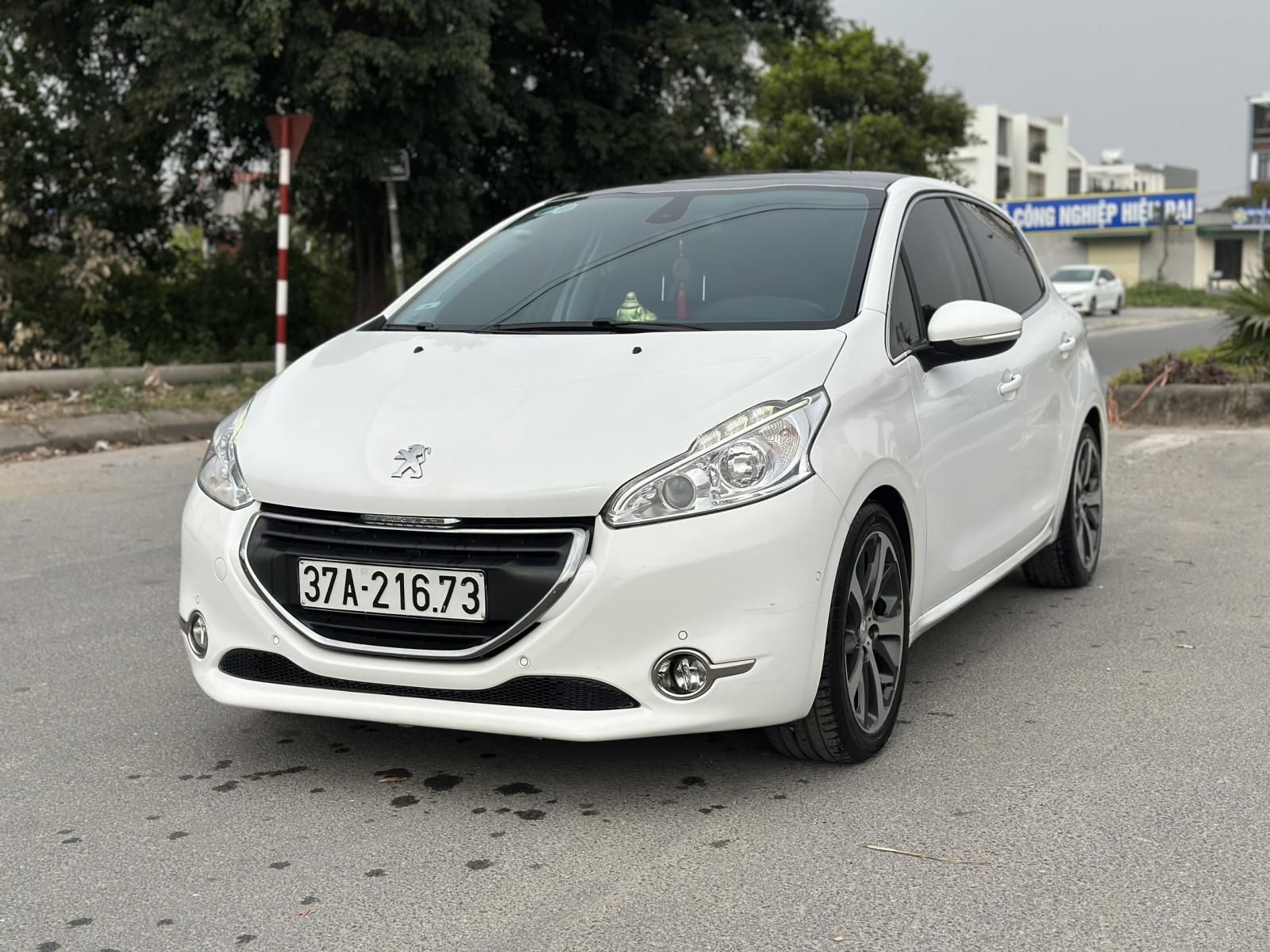 Peugeot 208 2013 - Giá hữu nghị