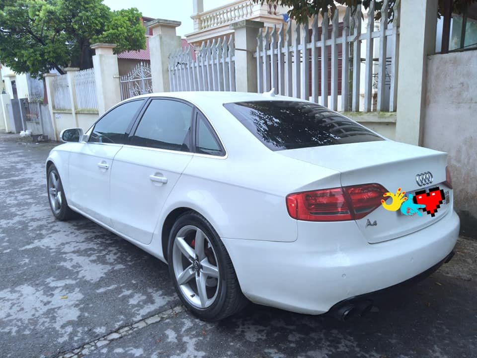 Audi A4 2009 - Màu trắng, xe nhập